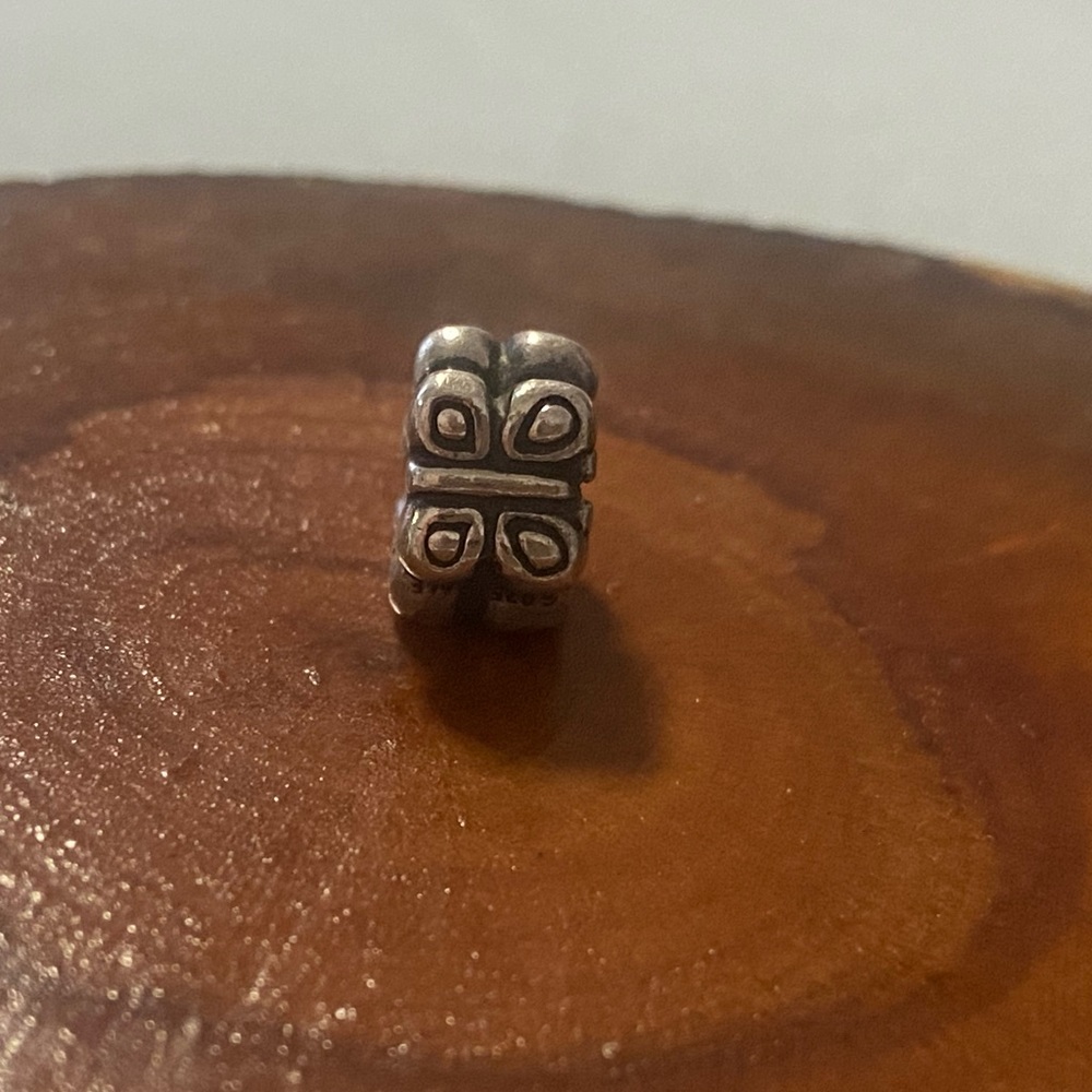 Authentic Pandora BUTTERFLY silver charm - Picture 2 of 6